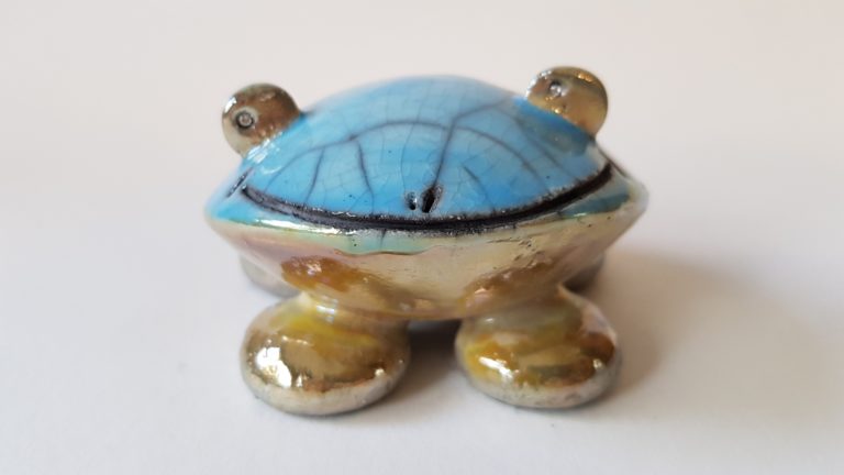 céramique-grenouille-bleue